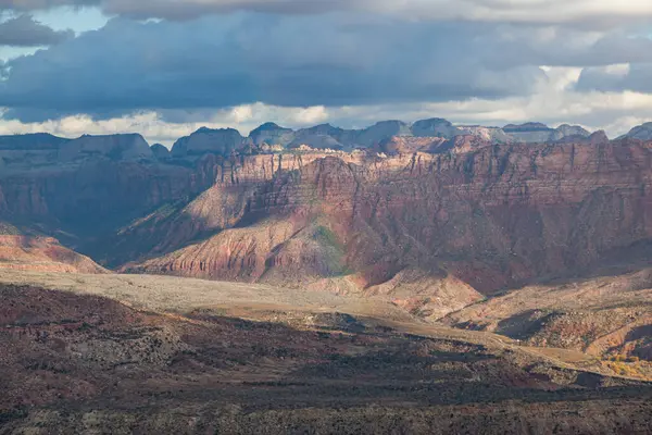 Montagnes Spectaculaires Parc National Zion Dans Après Midi Ensoleillé Avec Photos De Stock Libres De Droits