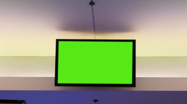 TV 'deki reklamın için yeşil reklam panosu. Alışveriş merkezindeki yemek katında 4K çözünürlüklü.