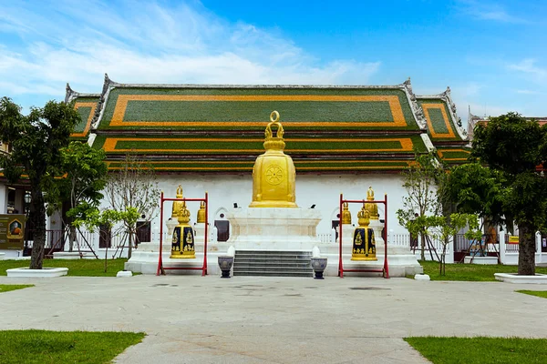 Wat Rakhang Kositaram Woramahawihan泰国曼谷寺庙 — 图库照片