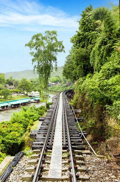 Death Railway Dans Forêt Avec Rivière Kanchanaburi Thaïlande — Photo