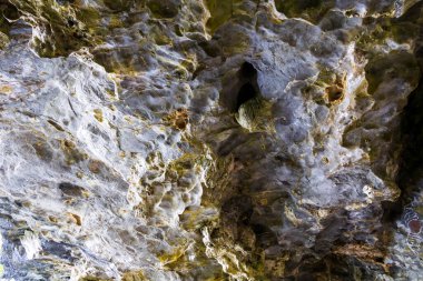 Tham Sam Rock Sanat Mağarası Phang-nga 'da, Tayland' da turistik bir yer.