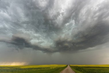 Prairie Yaz Fırtınaları Saskatchewan Kanada Kaygı verici