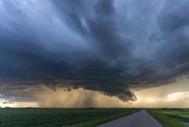 Prairie Yaz Fırtınaları Saskatchewan Kanada Kaygı verici