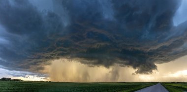 Prairie Yaz Fırtınaları Saskatchewan Kanada Kaygı verici
