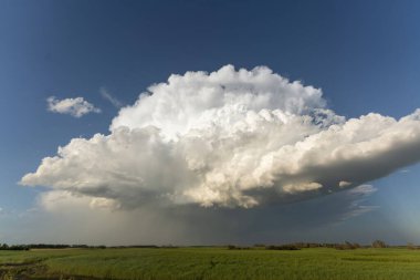 Prairie Yaz Fırtınaları Saskatchewan Kanada Kaygı verici