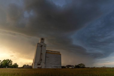 Prairie Yaz Fırtınaları Saskatchewan Kanada Kaygı verici