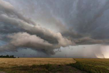 Prairie Yaz Fırtınaları Saskatchewan Kanada Kaygı verici