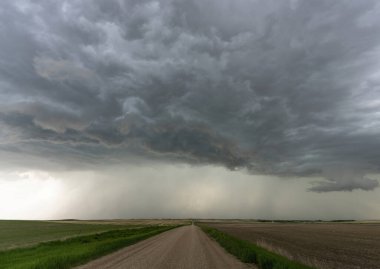 Prairie Yaz Fırtınaları Saskatchewan Kanada Kaygı verici