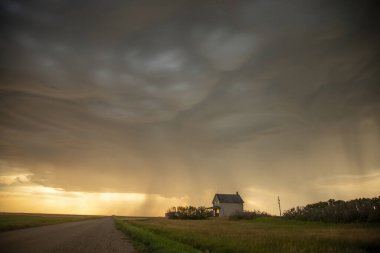 Prairie Yaz Fırtınaları Saskatchewan Kanada Kaygı verici