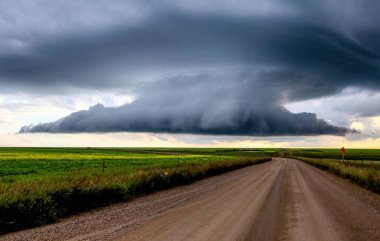 Prairie Yaz Fırtınaları Saskatchewan Kanada Kaygı verici