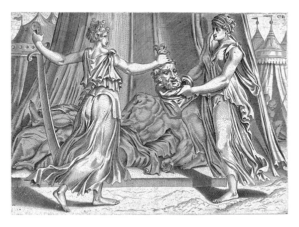 ジュディスは剣を片手に左側に立ち もう一方の手にはホロフェルネスの頭 右側には召使いが袋を開けている — ストック写真