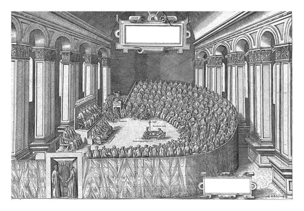 1564年にトレント公会議が開かれた 左側は使徒弁護士 彼らの向かいには 半円形のギャラリーでの講演者や教会の代表者の大規模な聴衆 — ストック写真