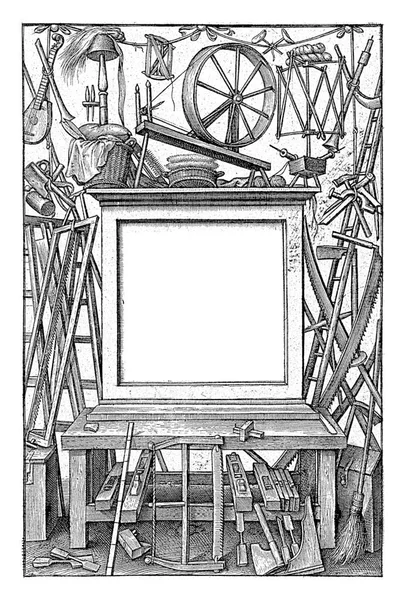 ツールとのワークベンチ ヒエロニムスWierix 1563年 1619年前作業台上でラテン語でシリーズタイトルを持つフレーム 周辺には様々な道具や生活用品があります — ストック写真