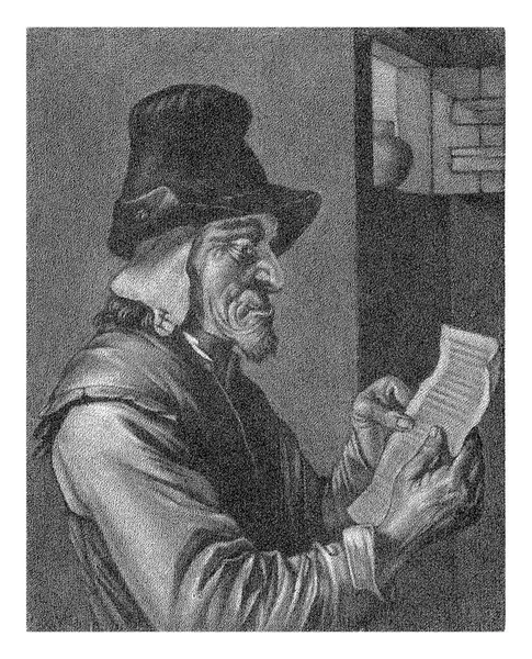 读一封信的人 布鲁根 弗尔科莱之后 1659 1740一位老人读了一封信 他戴着一顶帽子 右边是一扇开着的窗户 里面有一个啤酒罐 — 图库照片
