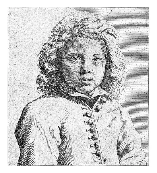 一个肩膀长 波浪形头发的男孩的画像 他穿着带纽扣的夹克 — 图库照片