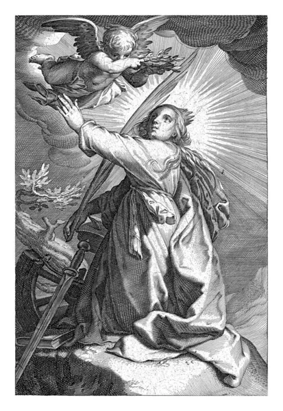 알렉산드리아의 카타리나는 그녀의 바퀴의 특성에 손바닥 가지와 무릎을 꿇는다 천사가 — 스톡 사진
