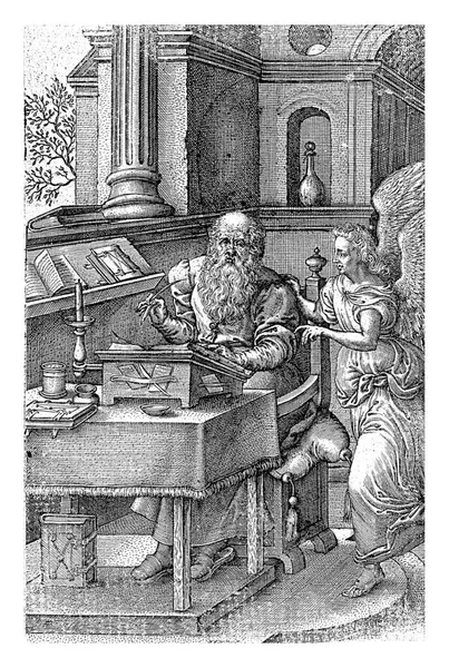 福音主義者のマシュー ヨハネス ウィリックス ピーター ファン ボルヒトの後 1573福音主義者マシュー彼の研究で 彼の属性天使はマシューの肩に手を置く — ストック写真