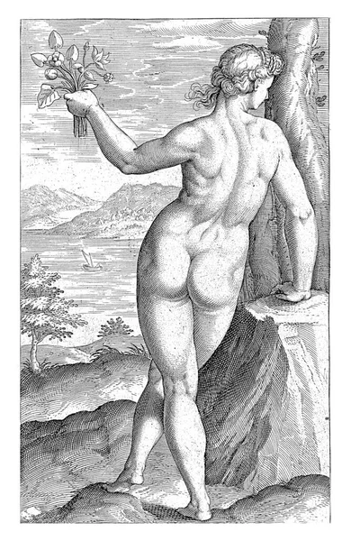 水ニンフ アンブラチア フィリップス 1587水ニンフ アンブラチア アルタ湾 彼女の手に花の花束 印刷は ストリームと水のニンフに関する17部のシリーズの一部です — ストック写真