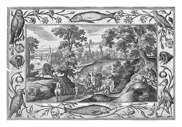 森林景观与猎鹿 在前景中 一只鹿正被猎手猎杀 这个版画有一个装饰框架 上面有鲜花 鱼和动物 — 图库照片