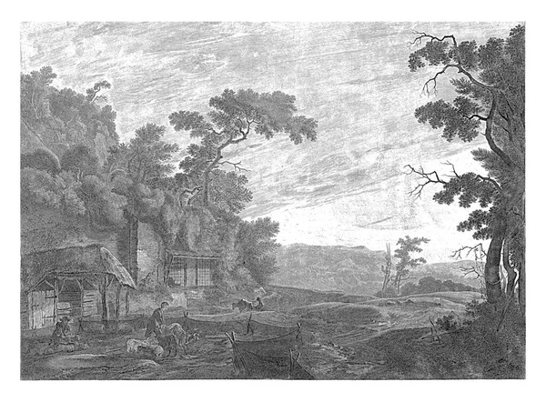 在多山的风景中 羊群站在栅栏内 一个人剪羊毛 另一个人抓羊 左边是一座马厩和一座茂密的建筑物 — 图库照片