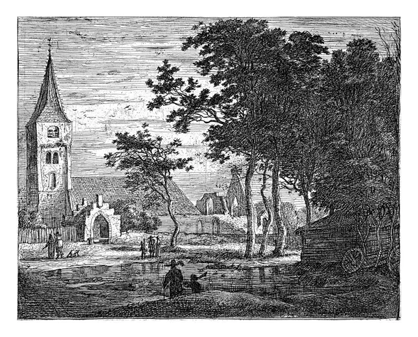 ヴェルセンの教会の部分的に破壊された聖歌隊の眺め 手前に池と人物像がある — ストック写真