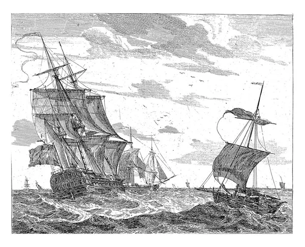 前景には3隻の大型帆船と背景にはいくつかの小型ボートがある — ストック写真