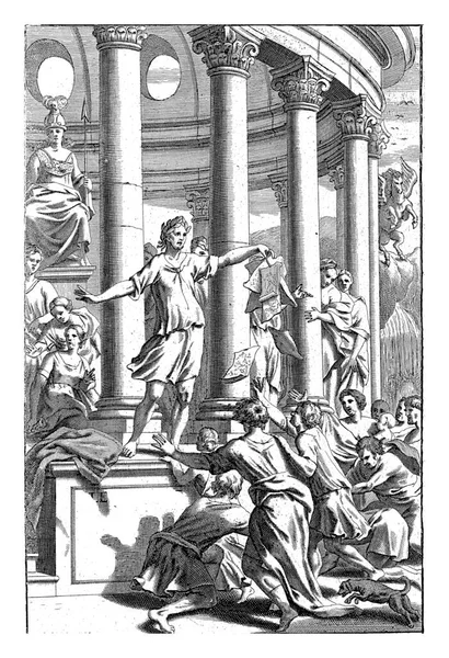 Przed Okrągłą Świątynią Mężczyzna Stoi Piedestale Rzuca Kartkami Papieru Grupę — Zdjęcie stockowe
