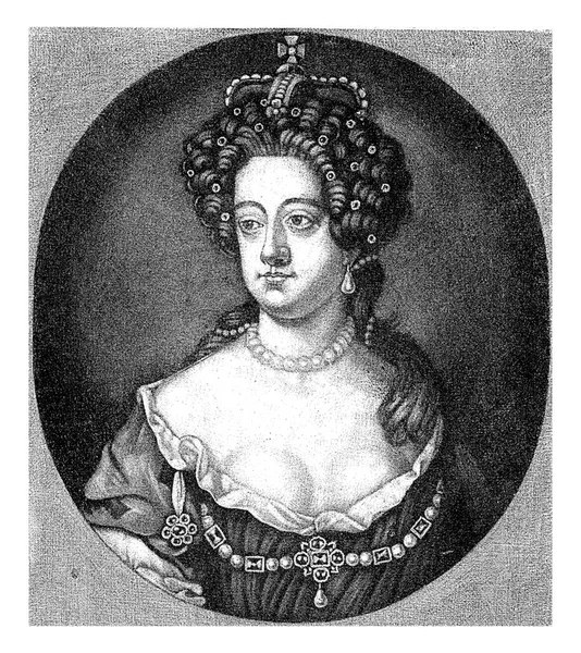 西班牙女王帕拉廷 纽堡的玛丽亚 安娜头上戴着皇冠她脖子上戴着一条珍珠项链 — 图库照片