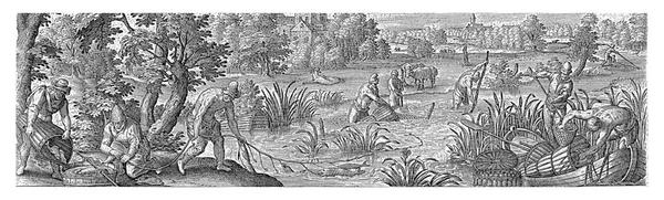 一条有渔夫的河他们清空陷阱 用鱼线拉上来 该印刷品有拉丁文字幕 是54幅系列印刷品的一部分 — 图库照片