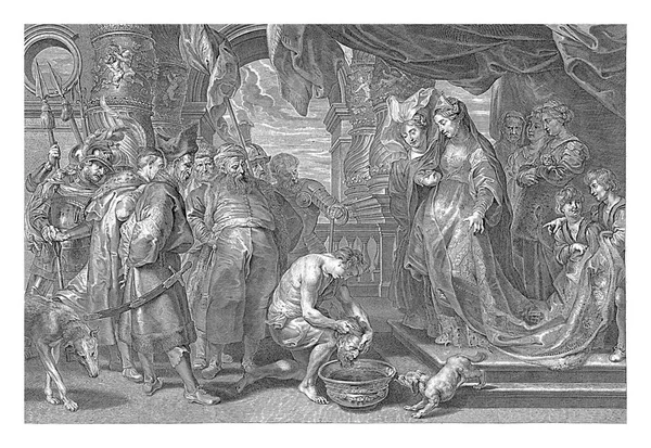 斯基台王朝的女王托米里斯站在她的宫殿里 由一个侍女陪着 她命令切断赛勒斯的头 — 图库照片