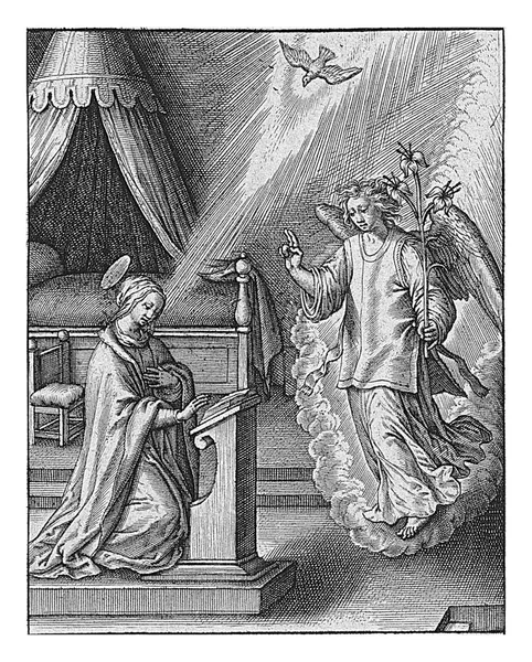 谦卑的美德 Hieronymus Wierix 1563年 1619年之前的 玛丽亚跪在桌子后面 天使加布里埃尔拜访了她 — 图库照片