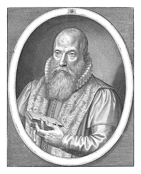 莱顿大学神学教授Franciscus Gomarus的肖像 带着一本书 45岁 在边缘的底部是一首拉丁文的六行诗 — 图库照片