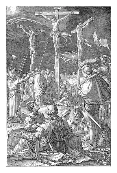 耶稣在十字架上的另外两个十字架 在十字架的脚下 除其他外 还有三个玛丽亚和朗尼努斯和他的长矛 — 图库照片