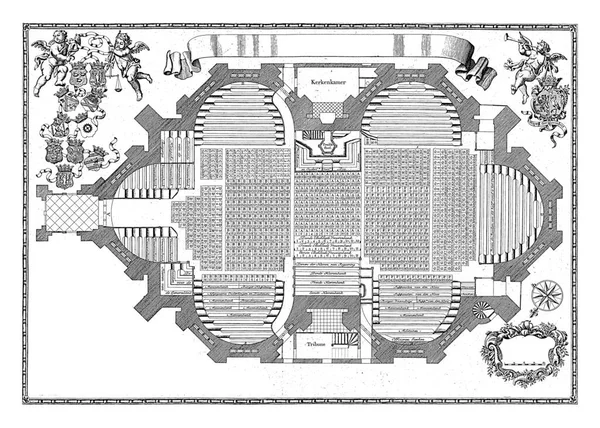 牛尾山口的平面图 标明座位和长椅 下面是教堂看守的名单 顶部留下了两个纸巾和他们的臂章 — 图库照片