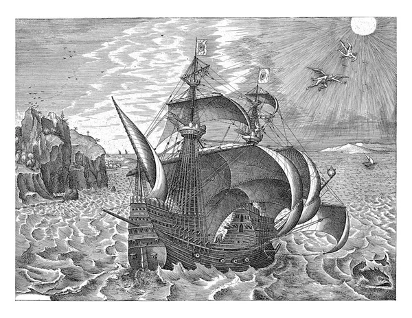 Плавучий Корабель Воді Біля Узбережжя Небі Падіння Ікара — стокове фото