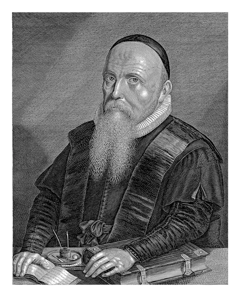 ジャコブス トリグランドの肖像画 アブラハム コンラドゥス 1648年のライデン神学者ジャコブス トリグランドの肖像画 トリグランドは彼の執筆テーブルに座り 小冊子を通って反転する ストック写真