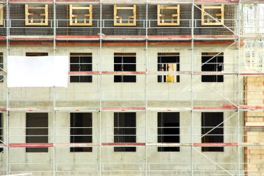 Bir binanın ön cephesi