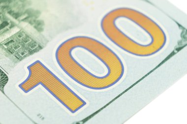 Makro görüntü 100 dolarlık fatura banknotlar köşesinin vurdu. Finansal başarı kavramı. 100 dolar faturaları arka plan. Yüz dolar.
