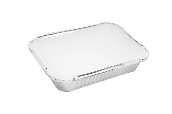 白い背景に隔離された箔ベーキング皿を閉じます 空の使い捨て正方形のアルミ箔ベーキング皿白に隔離 — ストック写真