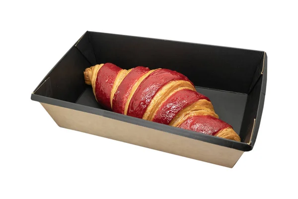 Croissant Recién Horneado Caja Papel Aislado Sobre Fondo Blanco Delicioso —  Fotos de Stock
