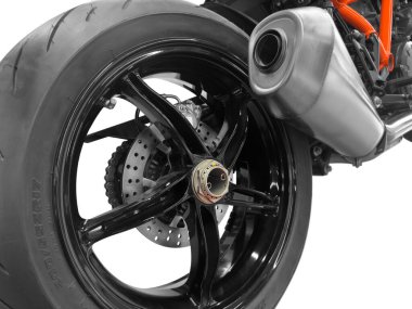 Motosikletin dış detaylarının bir kısmı. Yan görüş sporu kırmızı motosiklet egzoz sistemi