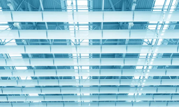 Luzes Sistema Ventilação Longa Fila Teto Edifício Industrial Salão Exposições — Fotografia de Stock