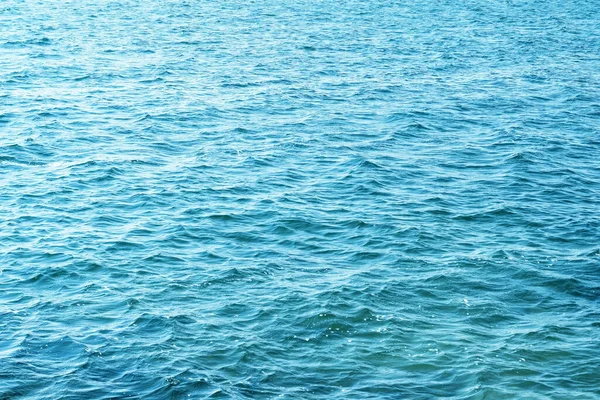 Luchtfoto Van Een Kristalheldere Zeewatertextuur Uitzicht Van Boven Natuurlijke Blauwe — Stockfoto