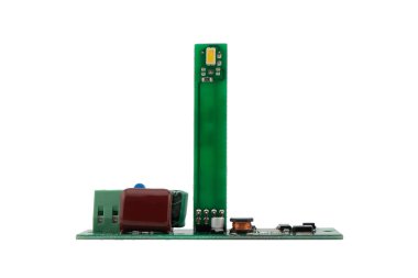 Devre panosunun mikro çipli ve elektronik parçalı makro görüntüsü. Bilgisayar donanım teknolojisi. Bütünleşik iletişim işlemcisi.