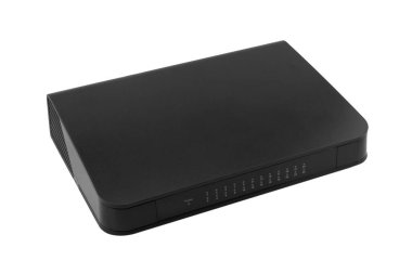 Ağ ethernet 24 port anahtarı beyaz arkaplanda izole edildi. Ethernet merkezi, aktif merkez, ağ merkezi, tekrarlayıcı merkez, çoklu port yineleyici. Bağlantı portu olan 24 port