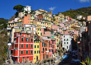 İtalya 'nın Cinque Terre kıyı bölgesinde Riomaggiore