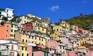 İtalya 'nın Cinque Terre kıyı bölgesinde Riomaggiore