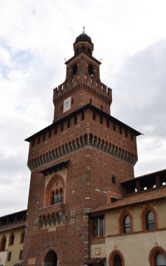 Sforza Kaleleri Filarete Kulesi Milano, İtalya