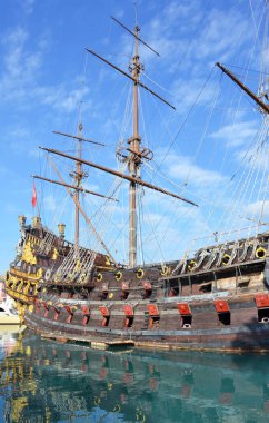 Galeone Neptün gemisi 1985 yılında Roman Polanskis filmi Pirates için inşa edildi. Cenova, İtalya.