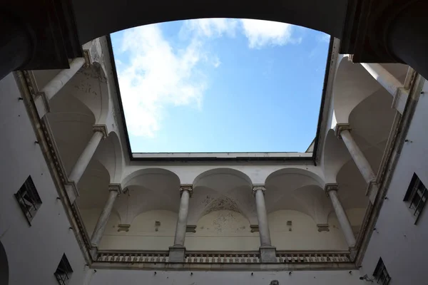Otevřená Střecha Staré Budově Janově Itálie — Stock fotografie